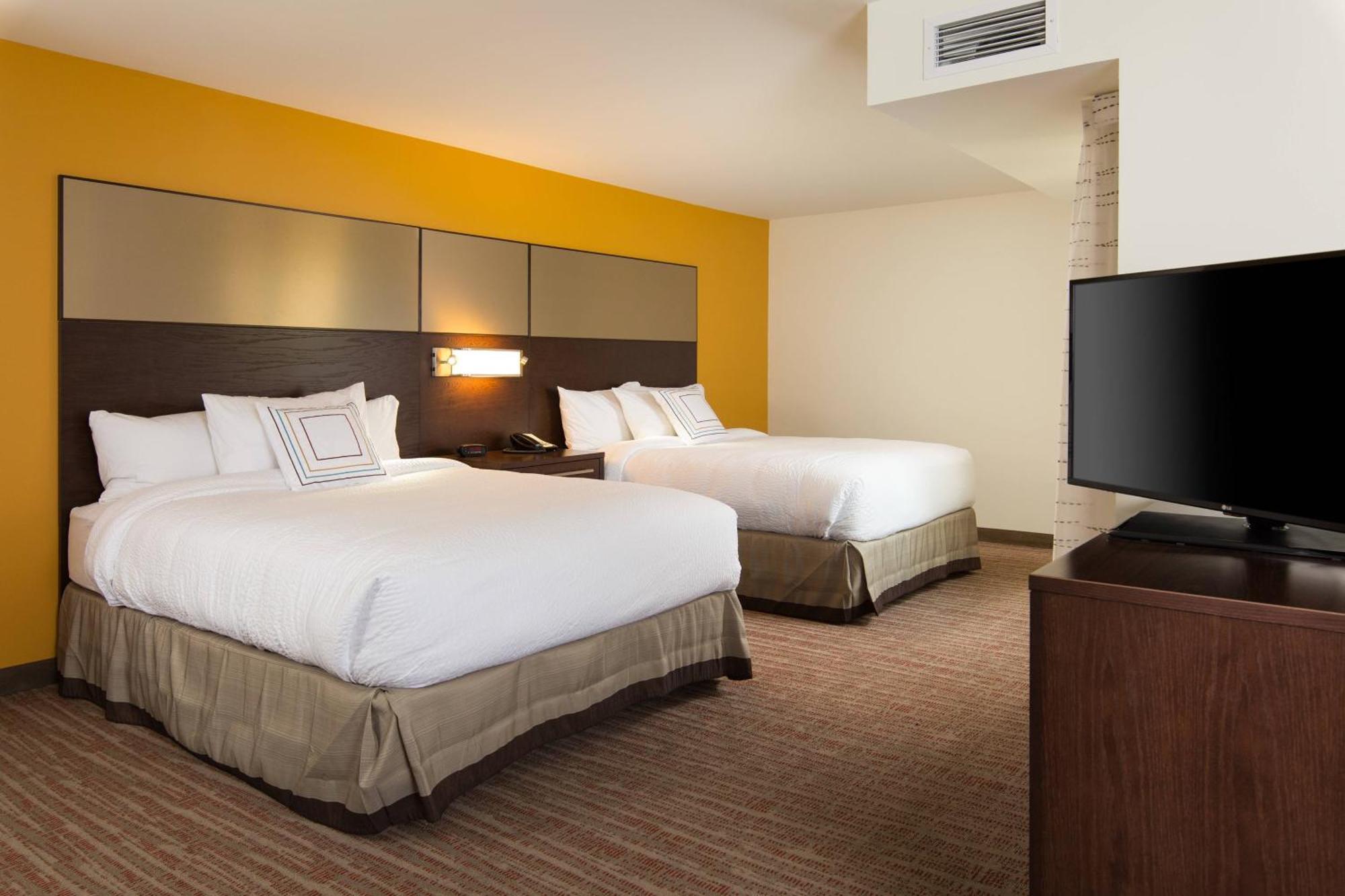 Hotel By Marriott Kansas At The Legends Kansas City