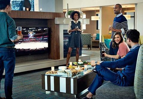 By Marriott Kansas At The Legends Kansas City